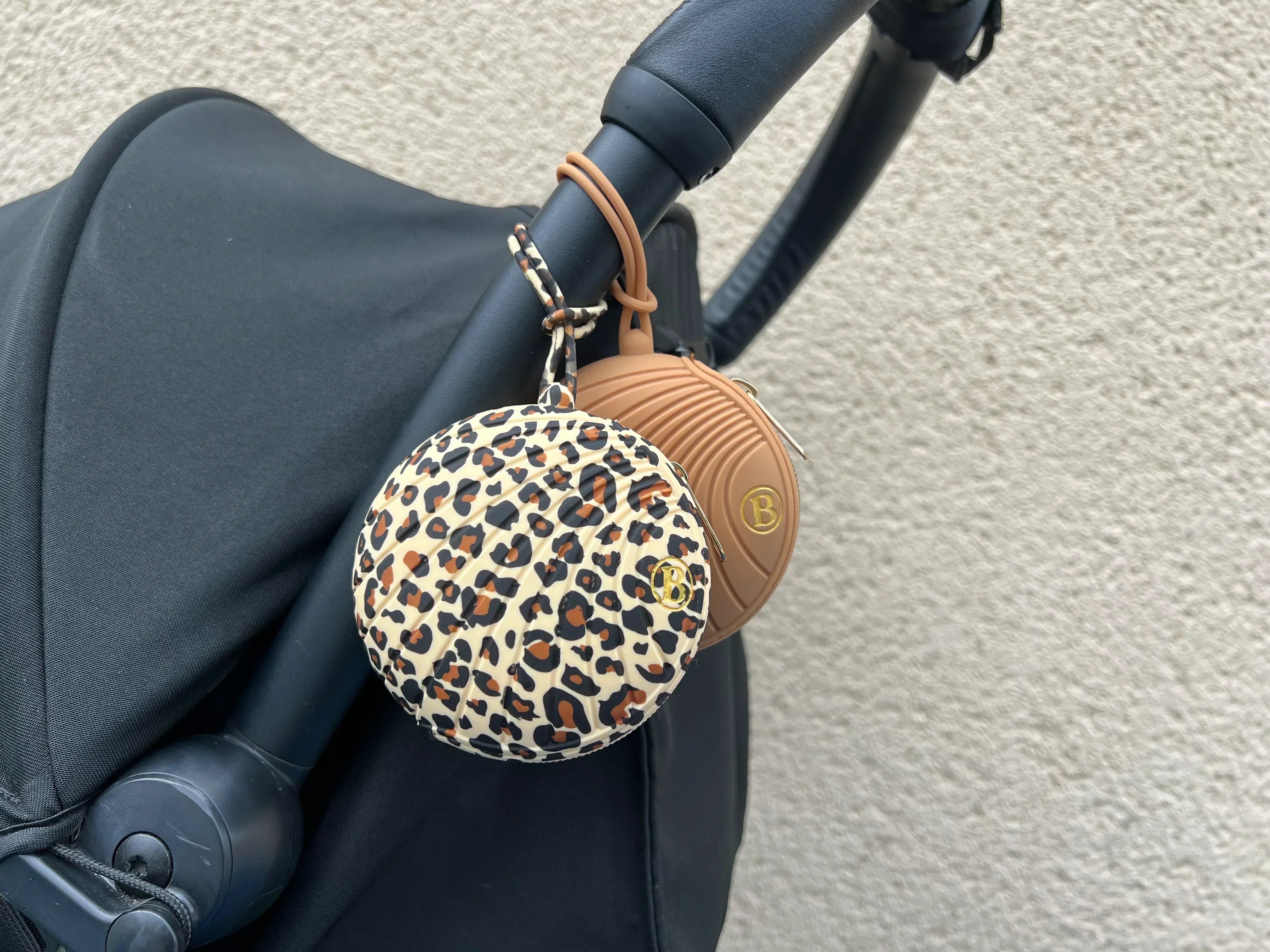 Boîte à Tétines | Pratique, Hygiénique et Indispensable pour Bébé