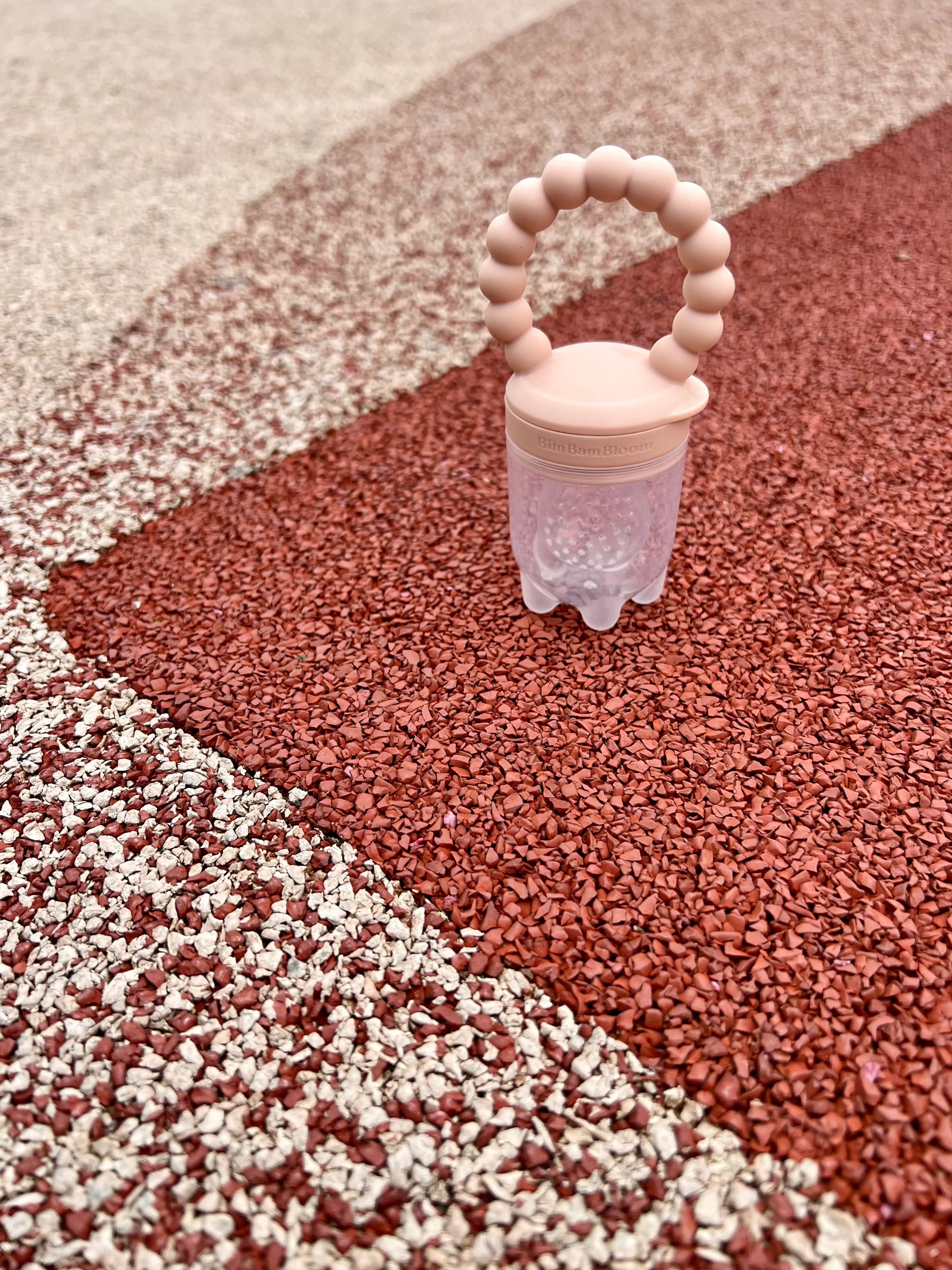 Tetine grignoteuse, gourmande, a fruit, Yummy Tot Rose par Bim Bam Bloom.