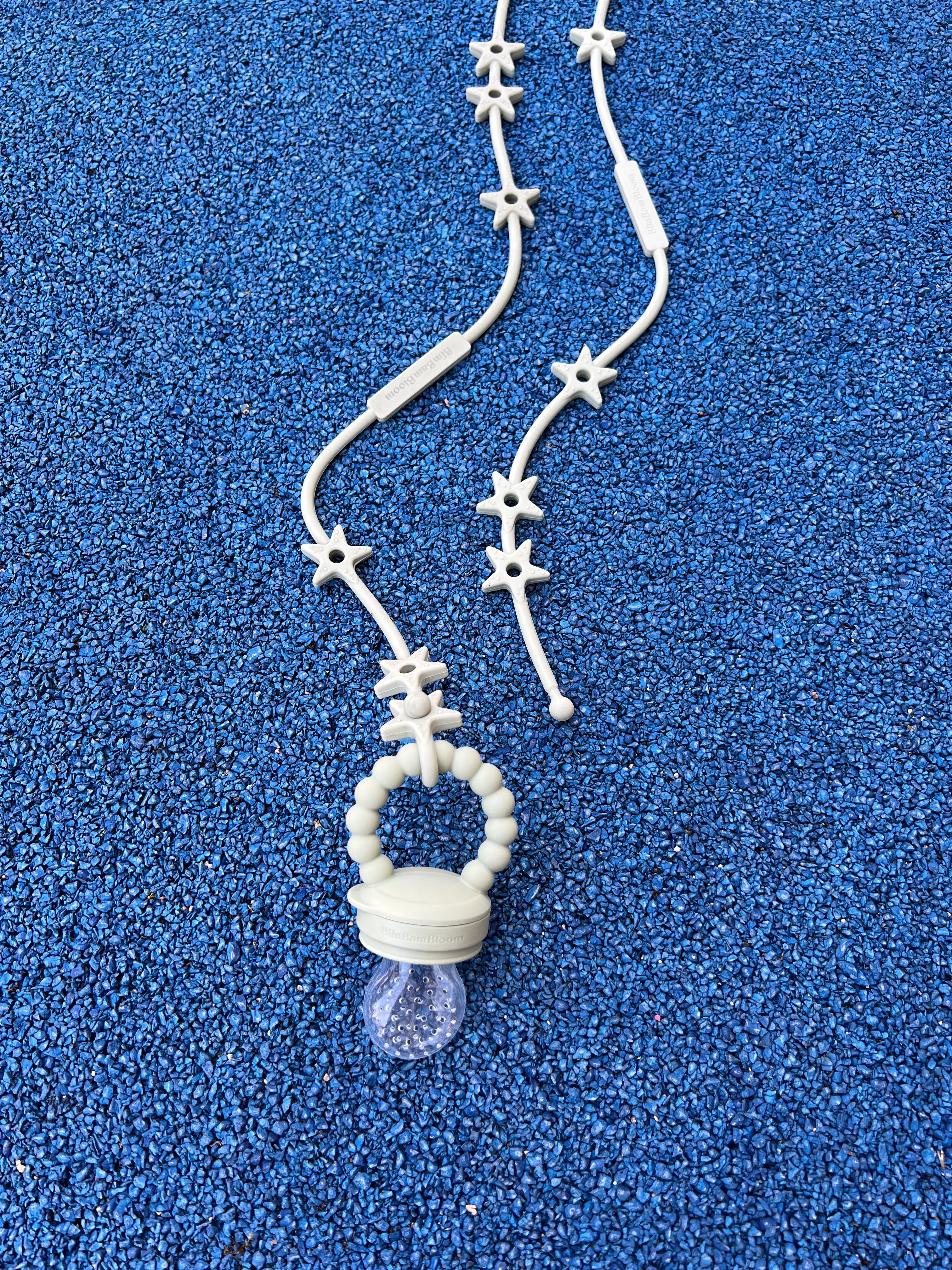 Cadeau de naissance, Pack tetine grignoteuse, gourmande Yummy Tot Star Vert par Bim Bam Bloom.