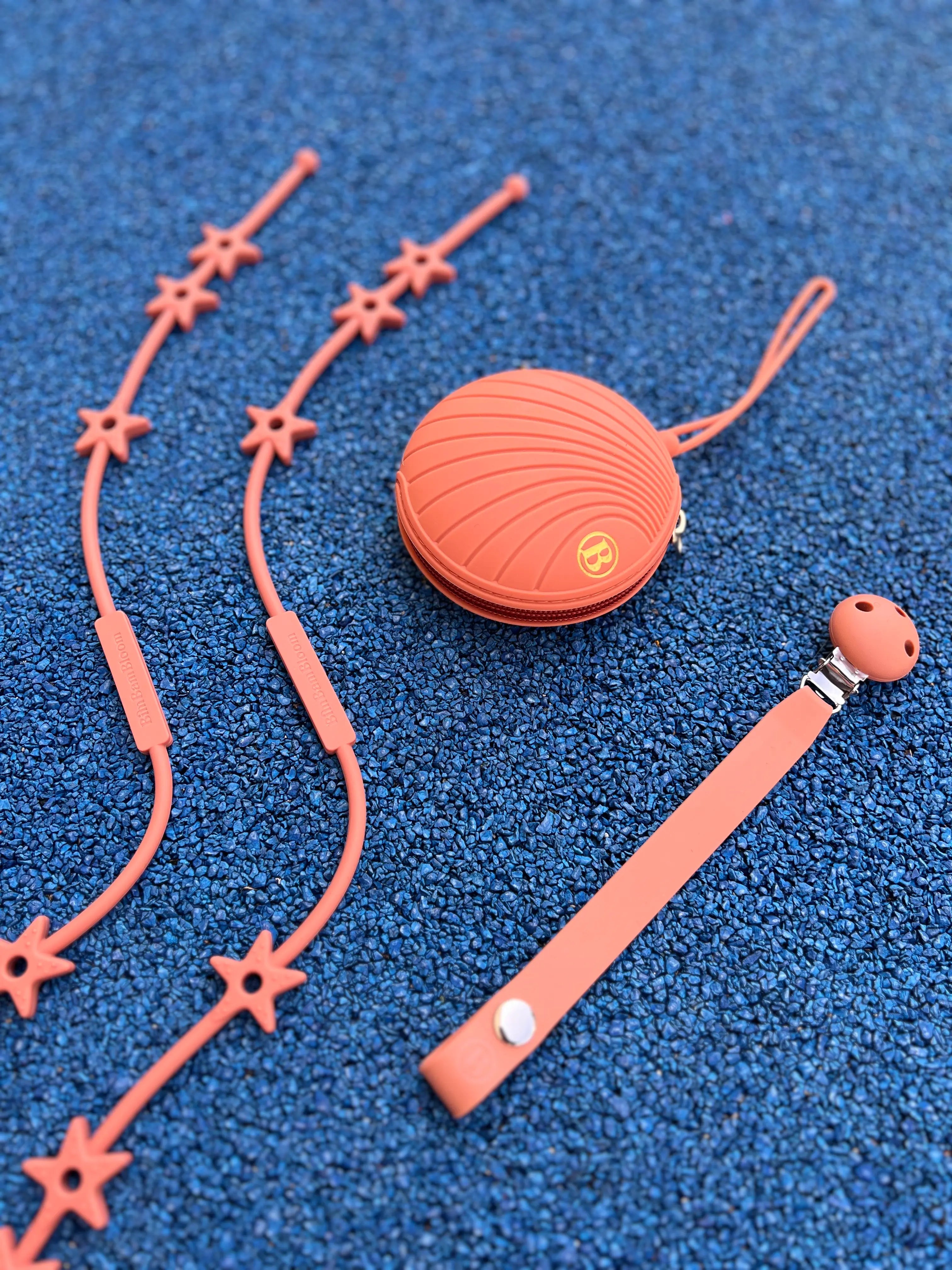 Pack poussette Terracotta Bim Bam Bloom, attache doudou pour poussette en silicone, attache tetine et boite a tetine.